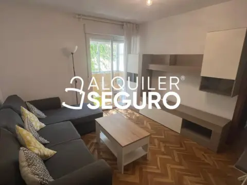 Departamento en alquiler bajo precio de mercado en Media Legua