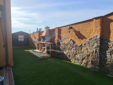 Chalet en San Miguel del Camino