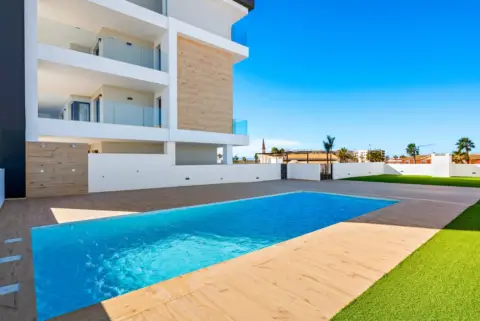 Apartamento en calle de Penélope, 2
