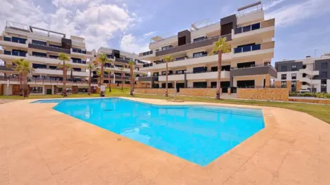 Apartamento en calle Lagos de Covadonga, nº 10
