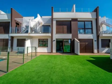 Apartamento en calle Valle del Silencio, 20