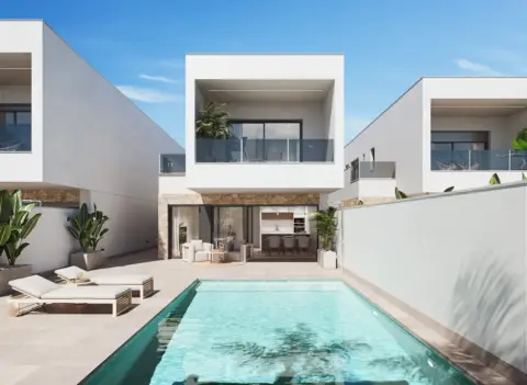 Chalet en calle de Salvador Saura, 21