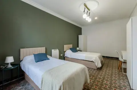 Habitación en Sant Pere-Santa Caterina-La Ribera