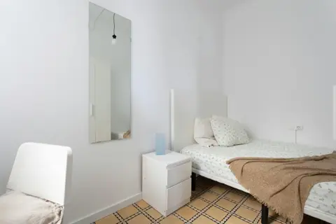 Habitación en Sant Pere-Santa Caterina-La Ribera