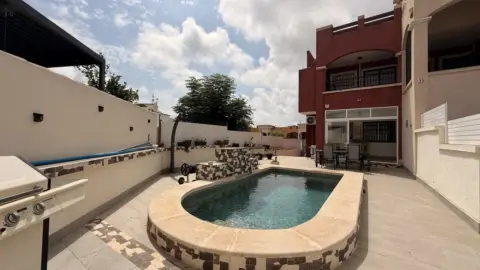 Apartamento en Carrer del Lago Bañolas, 22