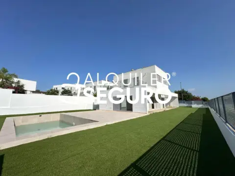 Chalet en Riba Roja del Turia