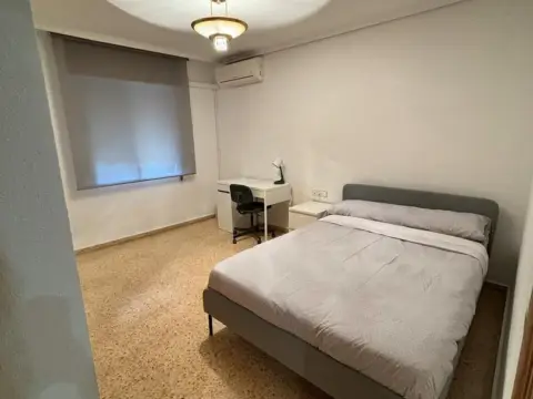 Habitación en Orriols