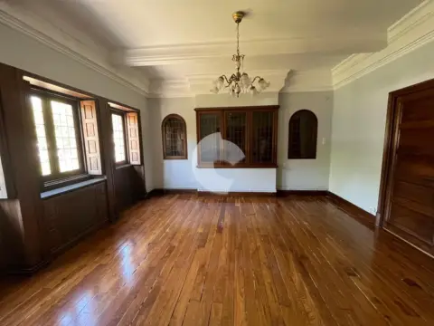Piso en Ensanche-Sar