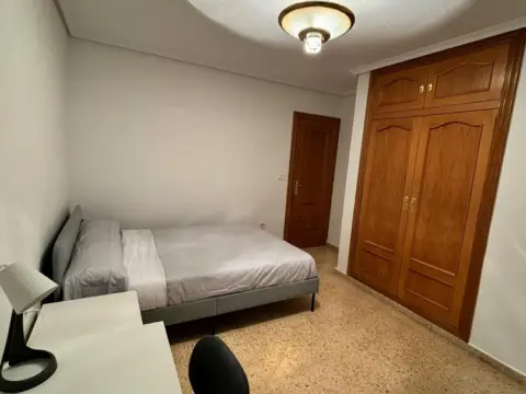 Habitación en Orriols