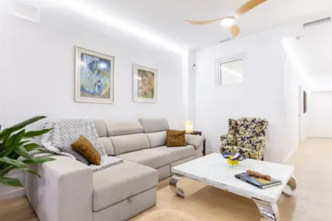 Piso en calle >Carrer de Dolores Alcaide, nº >