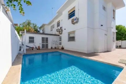 Casa unifamiliar en calle de San Antonio María Claret, nº >