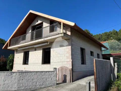 Casa en A Ribeira de Maio -Muros