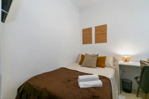 Habitación en El Camp de l'Arpa del Clot