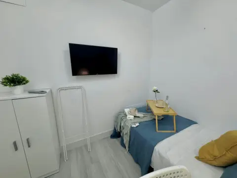 Habitación en Las Margaritas-Universidad