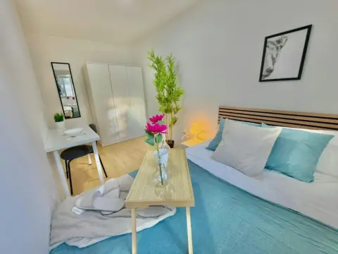 Habitación en Palomeras Sureste