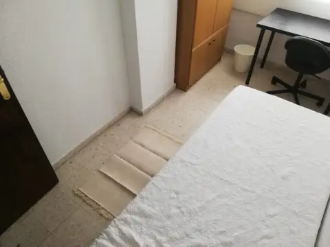 Habitación en Ciutat Jardí