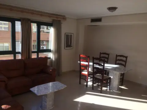 Habitación en Ciutat de les Arts i de les Ciències