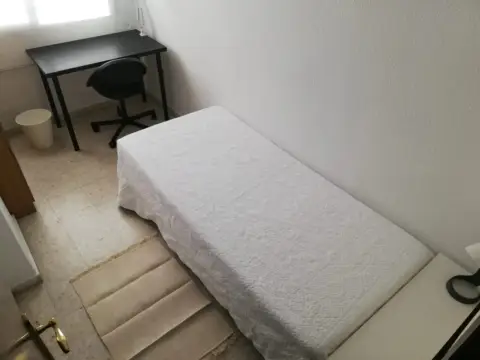 Habitación en Ciutat Jardí