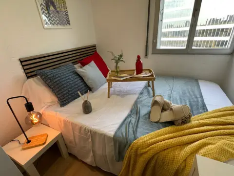Habitación en Palomeras Bajas