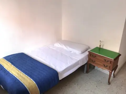 Habitación en Palomeras Bajas