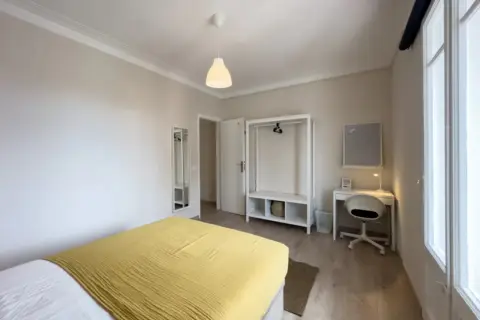 Habitación en La Salut