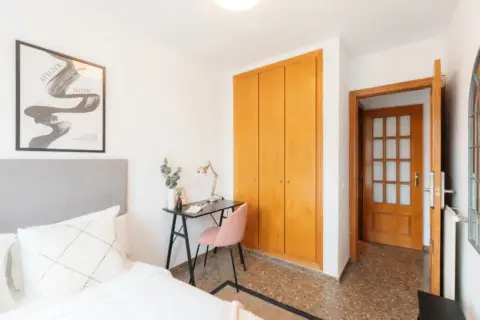 Habitación en Ciutat de les Arts i de les Ciències