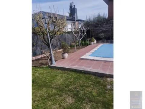 Chalet en Urbanizacion Calypo Fado