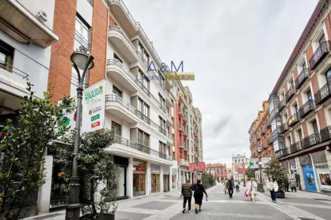 Ático en calle de Santiago