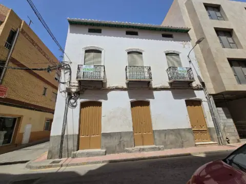 Casa en calle Mayor, 1