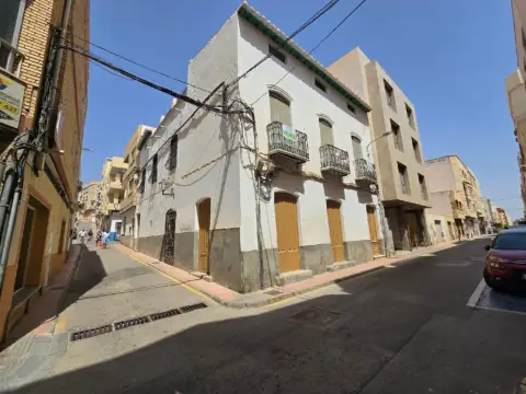 Casa en calle Mayor, 1
