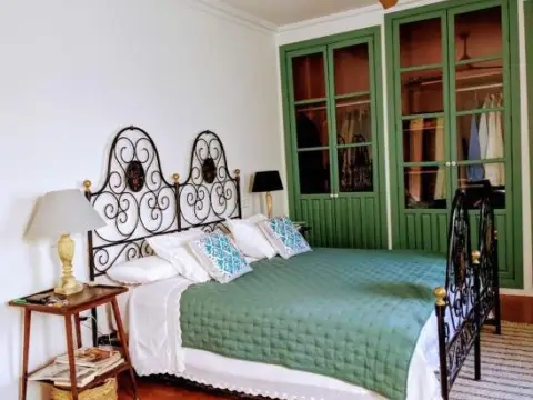 Casa unifamiliar en calle >A-49, nº >24