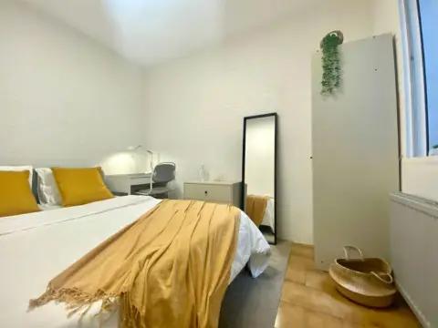Habitación en Castellana