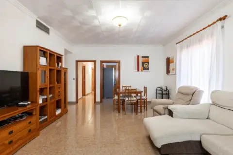 Casa unifamiliar en calle >Poligono 05, nº >