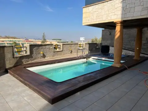 Casa unifamiliar en calle >Av. Sierra Chica, nº >