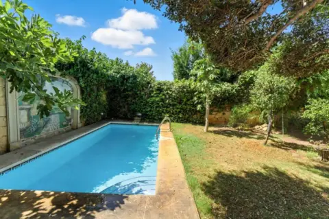 Casa unifamiliar en calle >Av. Las Palmeras, nº >