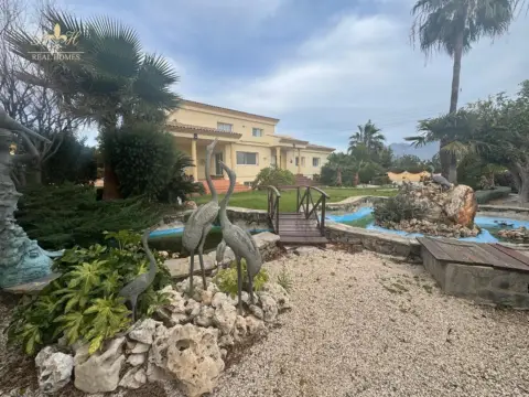 Chalet en Montahud