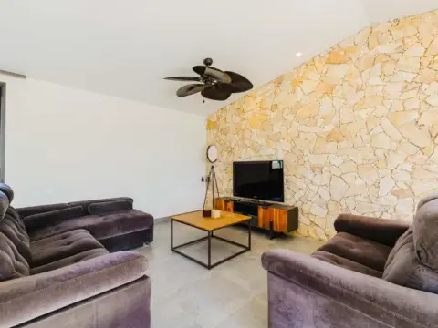 Casa unifamiliar en calle >Polígono 22, nº >