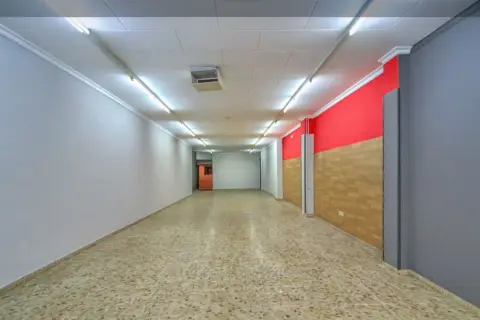 Local comercial en Pego