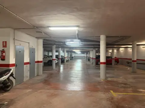 Garaje en calle >C. Gregorio de La Rosa, nº >