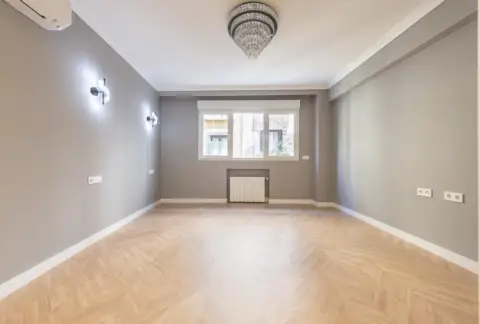 Estudio en calle >C. del Molino de Viento, nº >