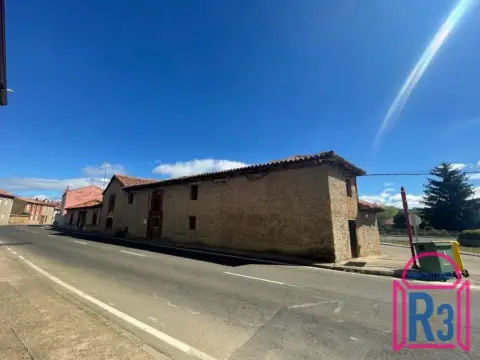 Casa en Lorenzana