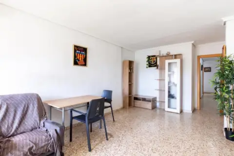 Piso en calle >Carr. de Barcelona, nº >