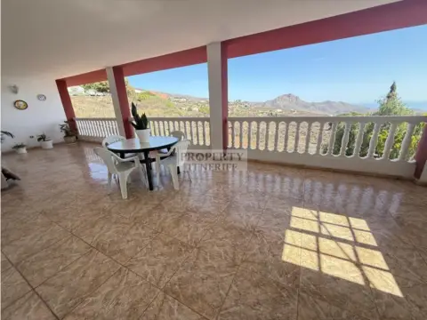 Apartamento en Arona