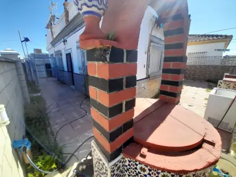 Finca rústica en calle C- de Las Tres Piedras in Playa de las Tres Piedras-Costa Ballena (Chipiona) · Chipiona