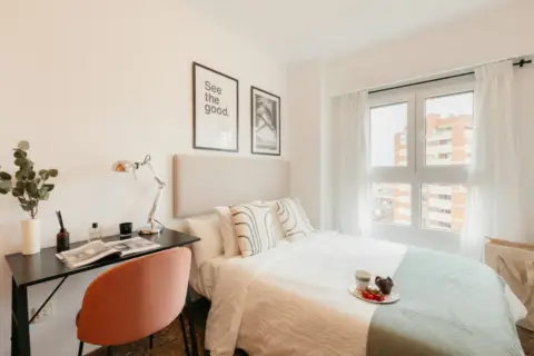 Habitación en Ciutat de les Arts i de les Ciències