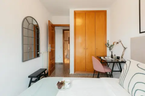 Habitación en Ciutat de les Arts i de les Ciències