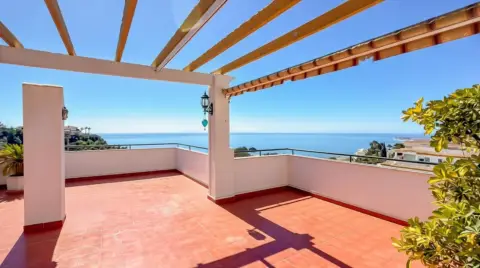 Ático en calle >Av. Retamar, nº >