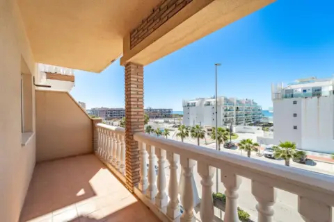 Piso en calle >Carr. de Almería, nº >