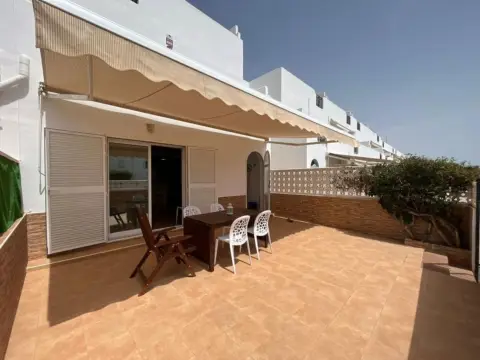 Dúplex en 3 Buganvillas - Las Marinas