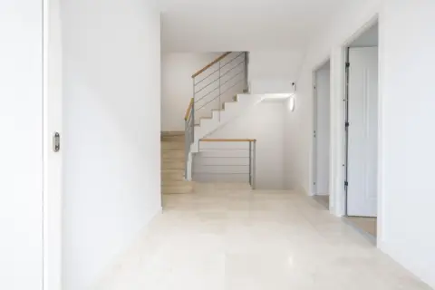 Casa pareada en calle >Av del Cardenal Herrera Oria, nº >